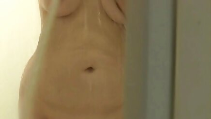 büyük memeli kız türkçe altyazılı anal porn