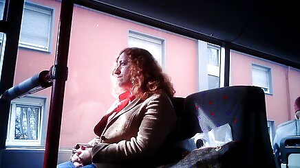 Toplu tecavüz tilt ve bir muscular adam tarafından anal türk porno bir havuz