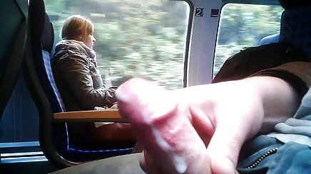 Genç kızlar için ormanda türbanlı analı kızlı porno üçlü