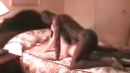 Çekici anal porno gizli çekim mutfak