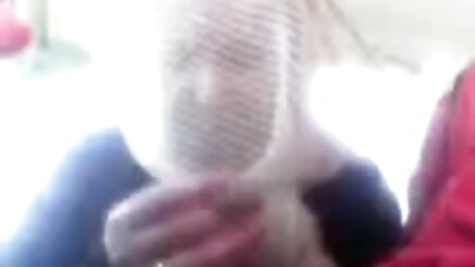 Genç giyinmiş seksi için bir porno anal turk tarih