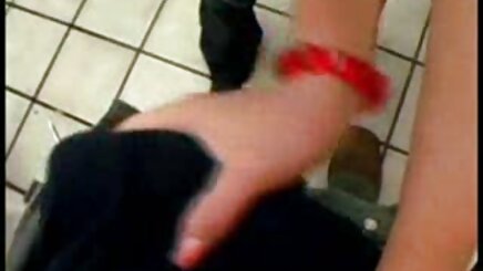 Güzel göğüsleri onu kedi ile eğleniyor türkçe altyazılı anal porno